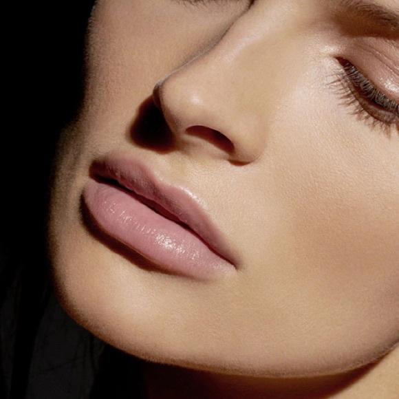 La Mer The Lip Balm - Picture 7 of 9